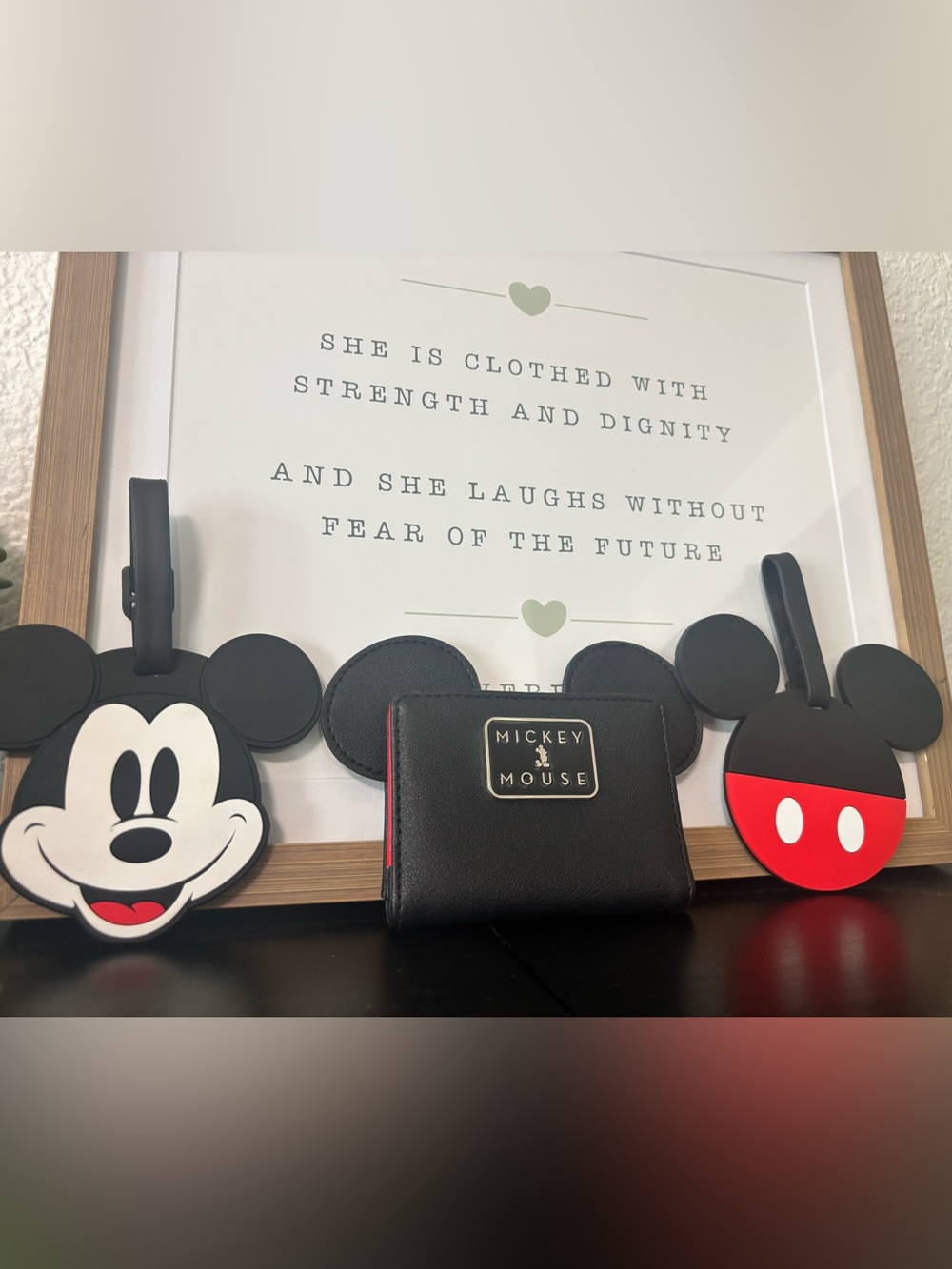 Disney Mickey Mouse Black Wallet With 2 Luggage Tags
